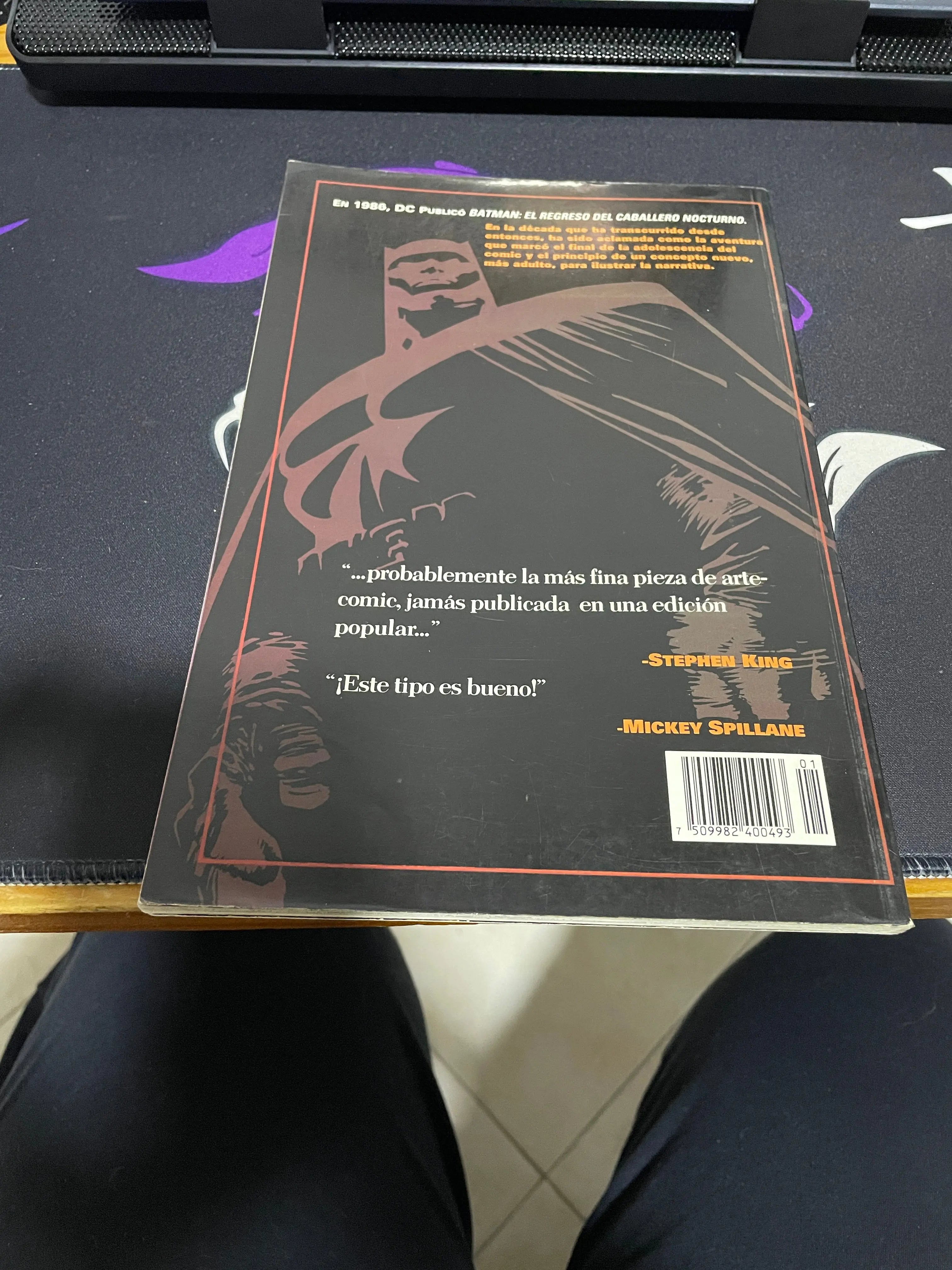 Contraportada Batman El Regreso del Caballero Nocturno Tomo 1